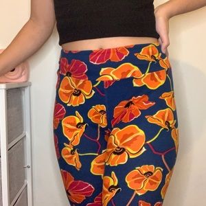 LulaRoe Floral Leggings